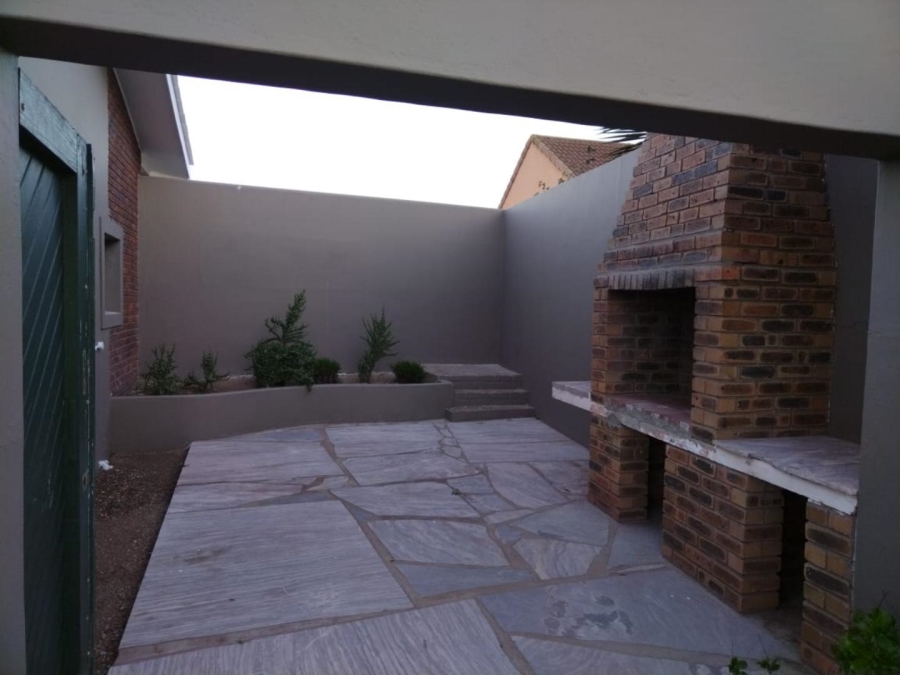 4 Bedroom Property for Sale in Vredenburg Western Cape